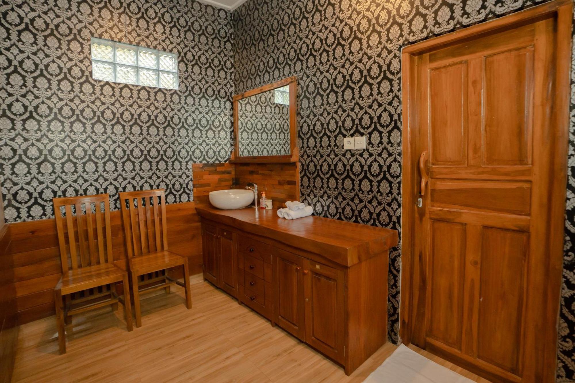 Bima Sakti Homestay Echo Beach Canggu Exterior foto