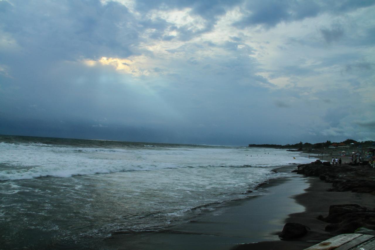 Bima Sakti Homestay Echo Beach Canggu Exterior foto